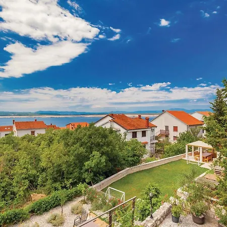Case de vacanță 5 Bedroom Cozy In Dramalj